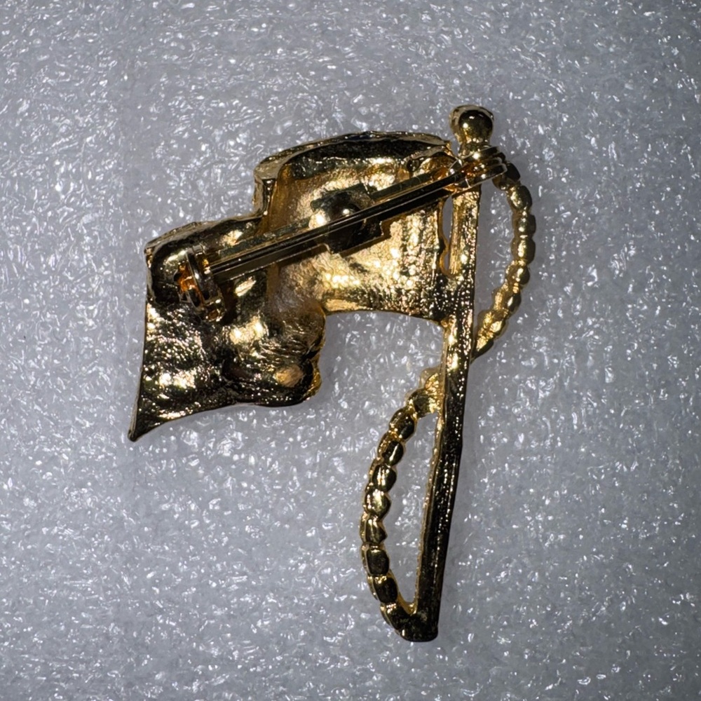 Source Unknown Red, White, and Blue Flag Brooch - Picture 2 of 2